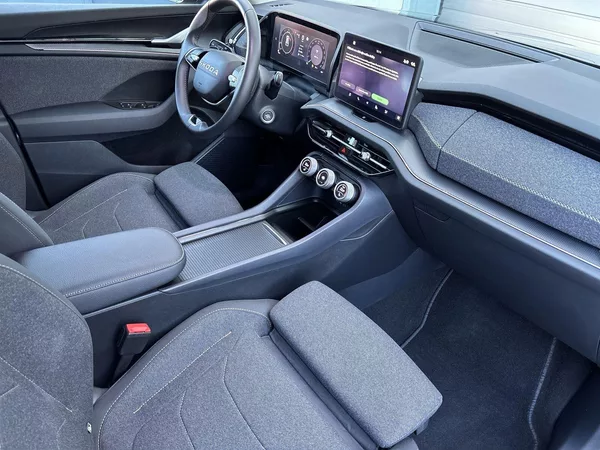 Škoda Kodiaq 2.0 TDI DSG Selection - foto 8