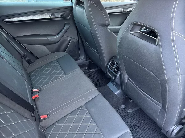 Škoda Karoq 2.0 TSI 4x4 DSG Sportline - foto 11