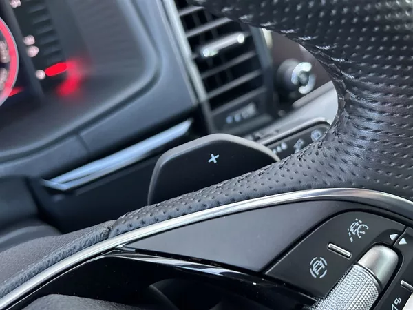 Škoda Karoq 2.0 TSI 4x4 DSG Sportline - foto 22