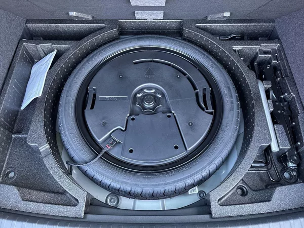 Škoda Karoq 2.0 TSI 4x4 DSG Sportline - foto 31