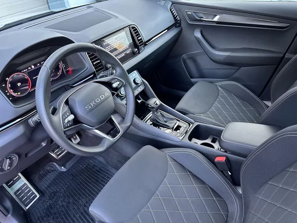 Škoda Karoq 2.0 TSI 4x4 DSG Sportline - foto 8