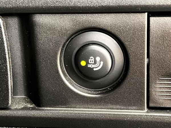 BMW X5 M50i Individual VZDUCH - foto 18