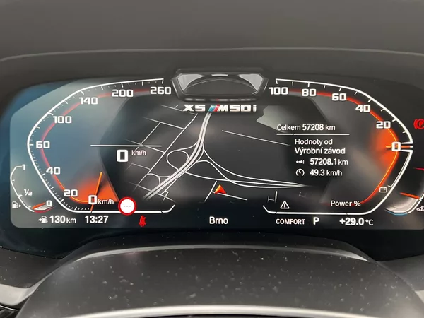 BMW X5 M50i Individual VZDUCH - foto 22