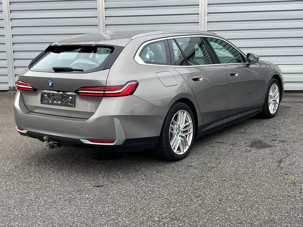 BMW i5 I5 Touring 250kw 93,1 SOH - foto 2