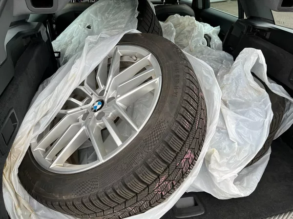 BMW i5 I5 Touring 250kw 93,1 SOH - foto 7