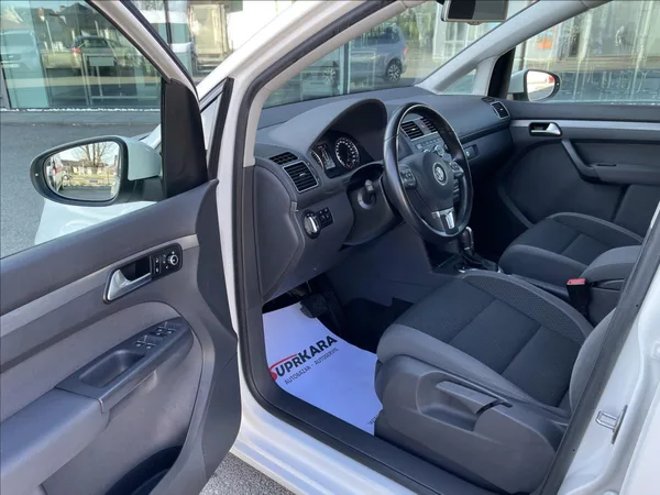 Volkswagen Touran 1.6 TDI DSG 7míst Comfortline - foto 10