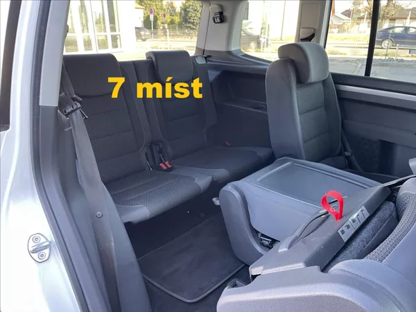 Volkswagen Touran 1.6 TDI DSG 7míst Comfortline - foto 27