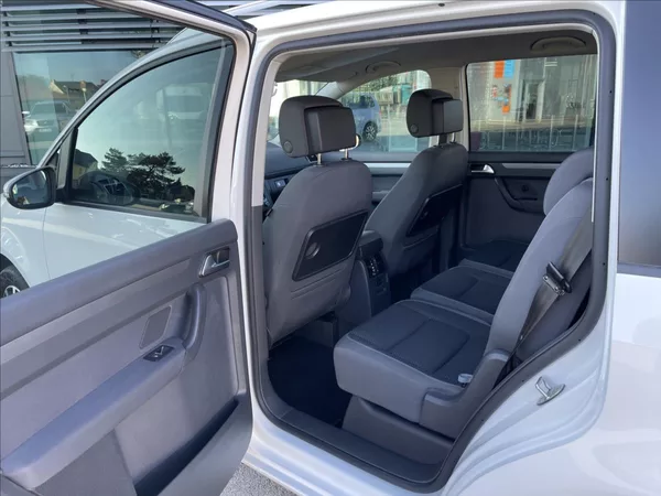 Volkswagen Touran 1.6 TDI DSG 7míst Comfortline - foto 29