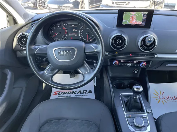 Audi A3 1,6 TDi SB*D.Klima*Alu*Navi*Ta - foto 12