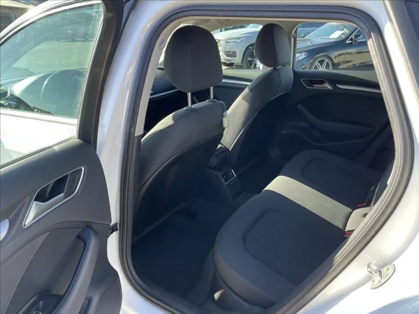 Audi A3 1,6 TDi SB*D.Klima*Alu*Navi*Ta - foto 28