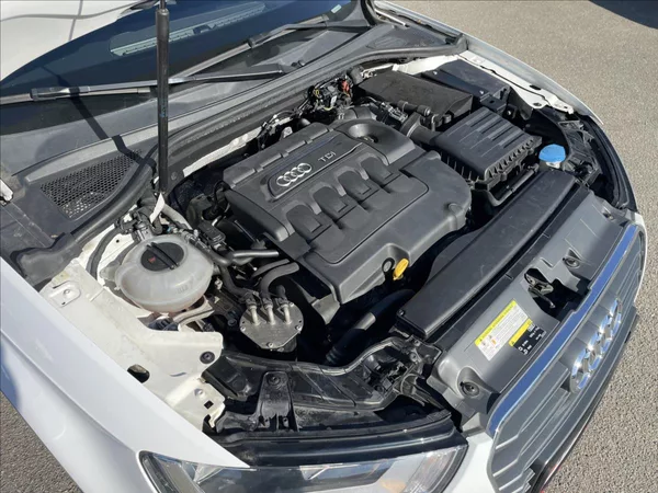 Audi A3 1,6 TDi SB*D.Klima*Alu*Navi*Ta - foto 49