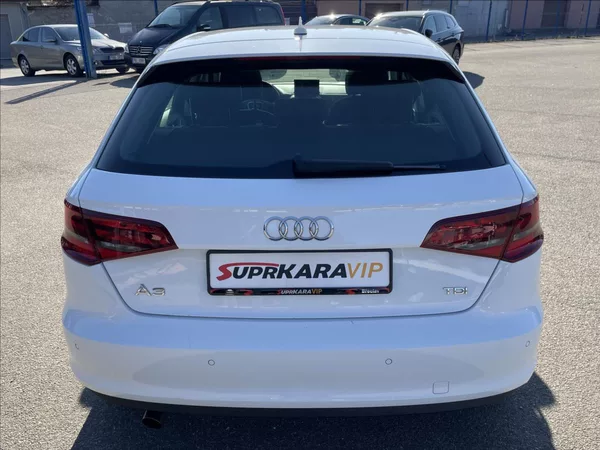 Audi A3 1,6 TDi SB*D.Klima*Alu*Navi*Ta - foto 7