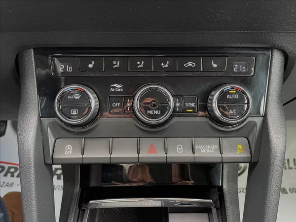 Škoda Karoq 1,0 TSI 85 kW D.Klima*Vyhř.Sed - foto 23
