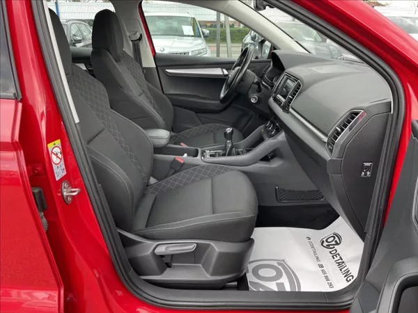 Škoda Karoq 1,0 TSI 85 kW D.Klima*Vyhř.Sed - foto 28