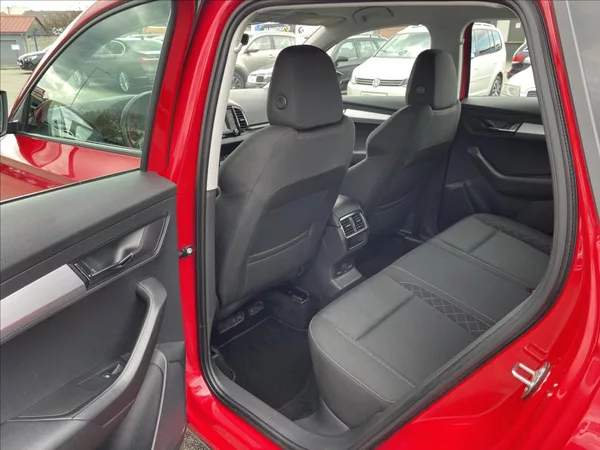 Škoda Karoq 1,0 TSI 85 kW D.Klima*Vyhř.Sed - foto 32