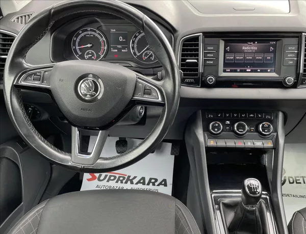 Škoda Karoq 1,0 TSI 85 kW D.Klima*Vyhř.Sed - foto 37