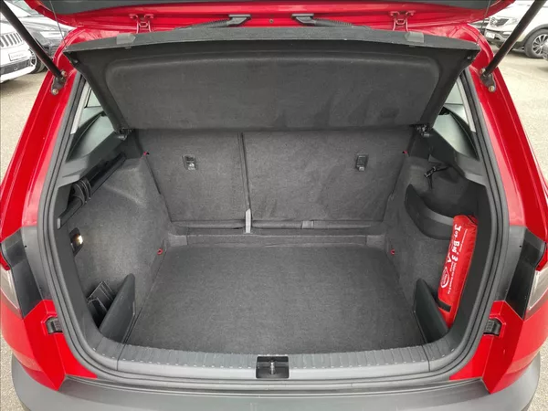 Škoda Karoq 1,0 TSI 85 kW D.Klima*Vyhř.Sed - foto 45