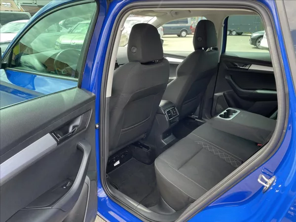 Škoda Karoq 1,6 TDI 85 kW D.Klima*ACC*Navi - foto 34