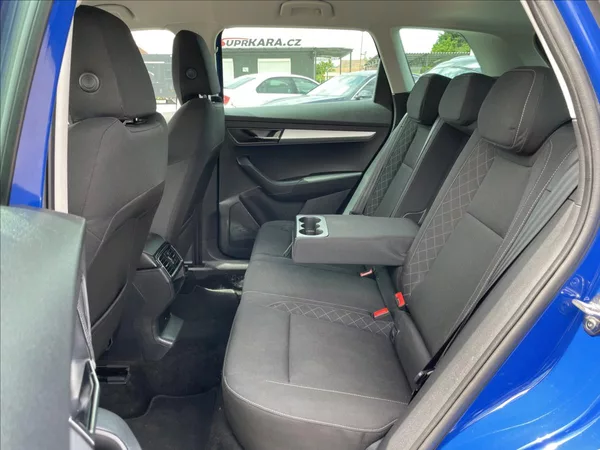 Škoda Karoq 1,6 TDI 85 kW D.Klima*ACC*Navi - foto 35