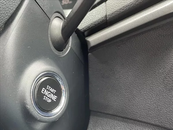 Škoda Karoq 1,6 TDI 85 kW D.Klima*ACC*Navi - foto 41
