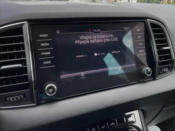 Škoda Karoq 1,6 TDI 85 kW D.Klima*ACC*Navi - foto 48