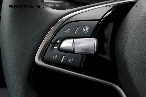 Škoda Fabia Top Selection 1.0 TSI 70kw M5F - foto 12