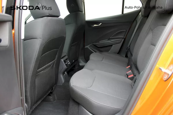 Škoda Fabia Top Selection 1.0 TSI 70kw M5F - foto 24