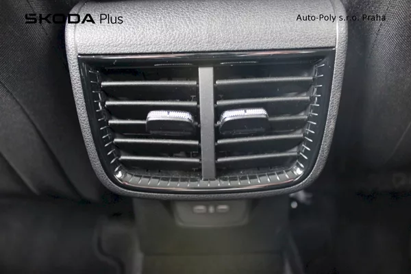 Škoda Fabia Top Selection 1.0 TSI 70kw M5F - foto 25