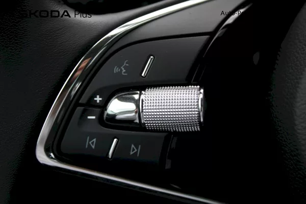 Škoda Octavia Combi Ambition 1.5 TSI 110kw M - foto 12