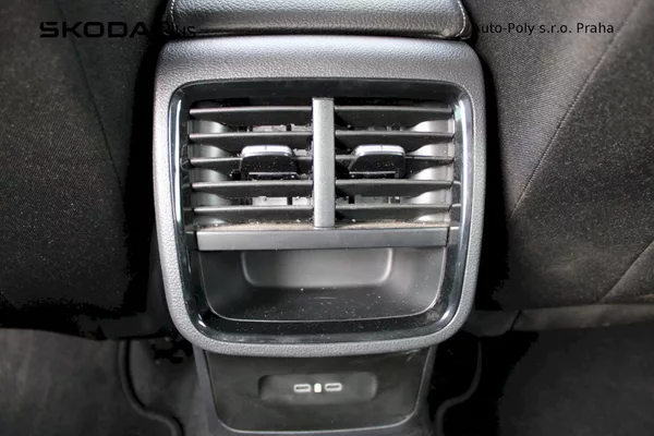 Škoda Octavia Selection 1.5 TSI 85kW MP6 - foto 22