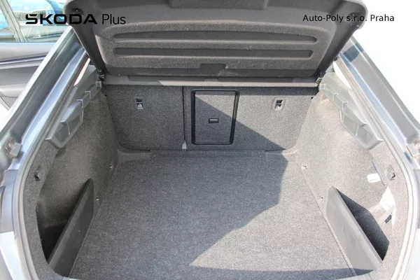 Škoda Octavia Selection 1.5 TSI 85kW MP6 - foto 23
