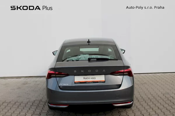 Škoda Octavia Selection 1.5 TSI 85kW MP6 - foto 7