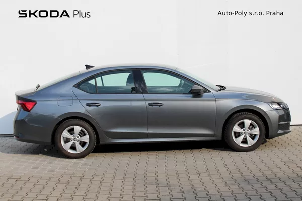 Škoda Octavia Selection 1.5 TSI 85kW MP6 - foto 8
