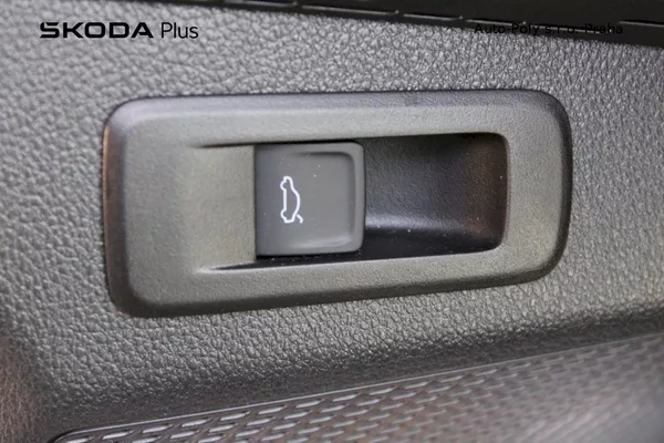Škoda Octavia Style 2,0 TDI 110kW DSG - foto 9