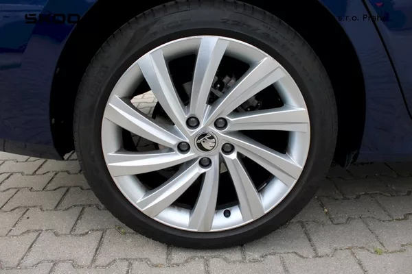 Škoda Octavia Style 2,0 TDI 110kW DSG - foto 25