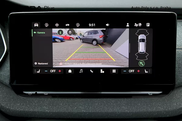 Škoda Octavia Combi Top Selection 2.0 TDI 11 - foto 19