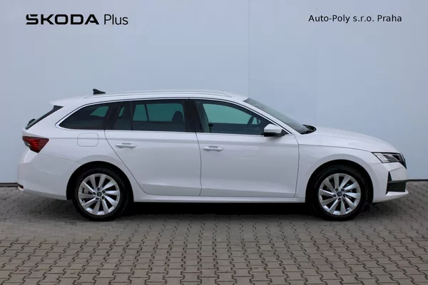 Škoda Octavia Combi Top Selection 2.0 TDI 11 - foto 3
