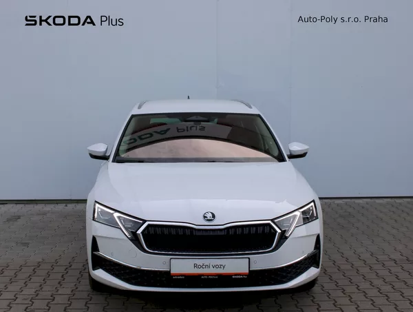 Škoda Octavia Combi Top Selection 2.0 TDI 11 - foto 4