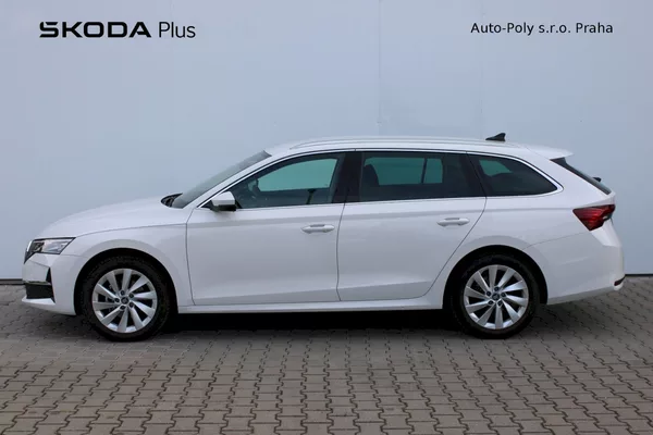 Škoda Octavia Combi Top Selection 2.0 TDI 11 - foto 8