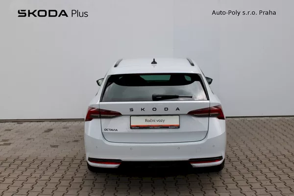 Škoda Octavia Sportline Combi 2.0 TDI 110kw - foto 9