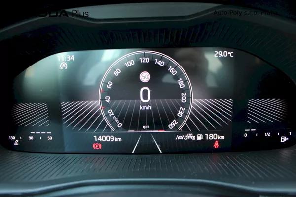 Škoda Scala Selection 1.0 TSI 85kW MP6 - foto 13