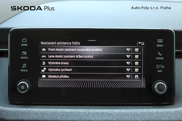 Škoda Scala Selection 1.0 TSI 85kW MP6 - foto 18