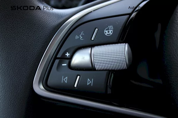 Škoda Scala Top Selection 1,0 TSI 85kW - foto 10