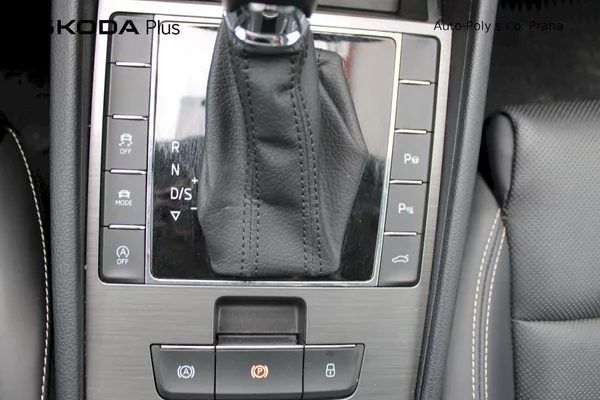 Škoda Superb Style 4x4 2.0 TDI 147kw DSG - foto 16