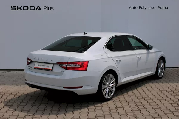 Škoda Superb Style 4x4 2.0 TDI 147kw DSG - foto 2