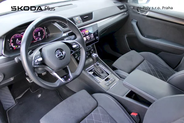 Škoda Superb Combi SportLine 2.0 TDI 110 kw - foto 11