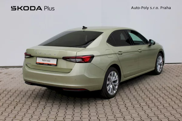 Škoda Superb Selection 2.0 TDI 110kw DSG - foto 2