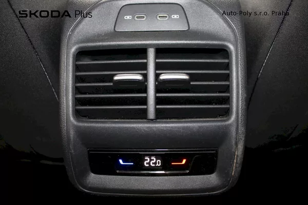 Škoda Superb Selection 2.0 TDI 110kw DSG - foto 24