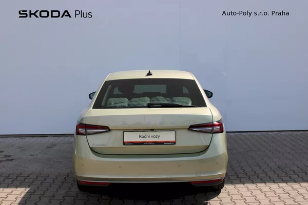 Škoda Superb L&K 2.0 TDI 110kw - foto 9