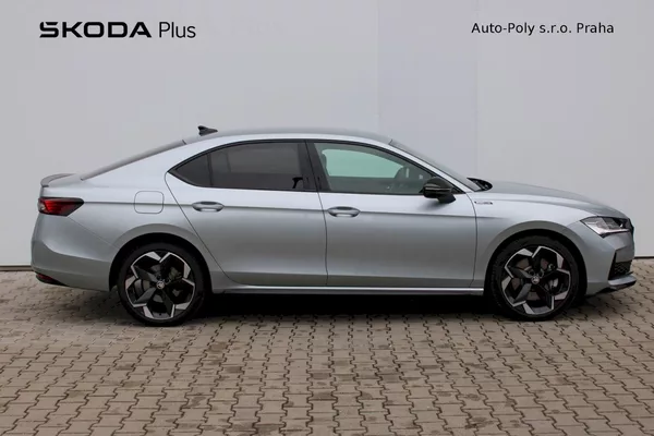 Škoda Superb Sportline 1,5 TSI PHEV - foto 9